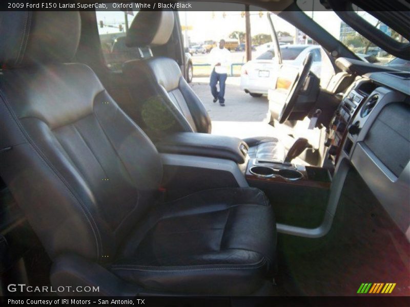 Oxford White / Black/Black 2009 Ford F150 Lariat SuperCab