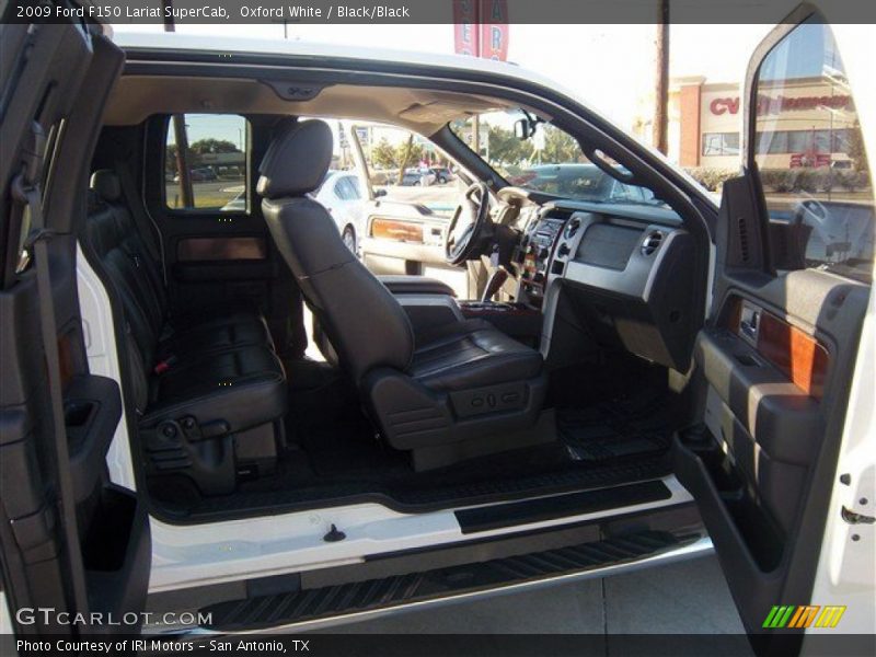 Oxford White / Black/Black 2009 Ford F150 Lariat SuperCab