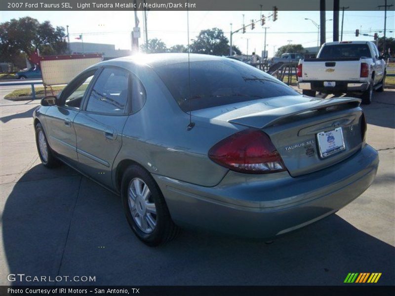 Light Tundra Metallic / Medium/Dark Flint 2007 Ford Taurus SEL
