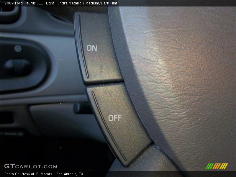 Light Tundra Metallic / Medium/Dark Flint 2007 Ford Taurus SEL