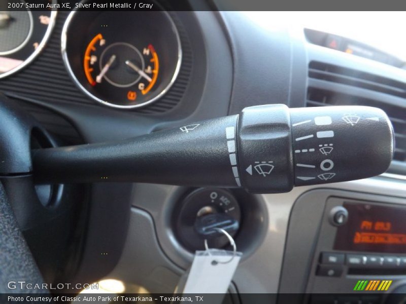 Silver Pearl Metallic / Gray 2007 Saturn Aura XE