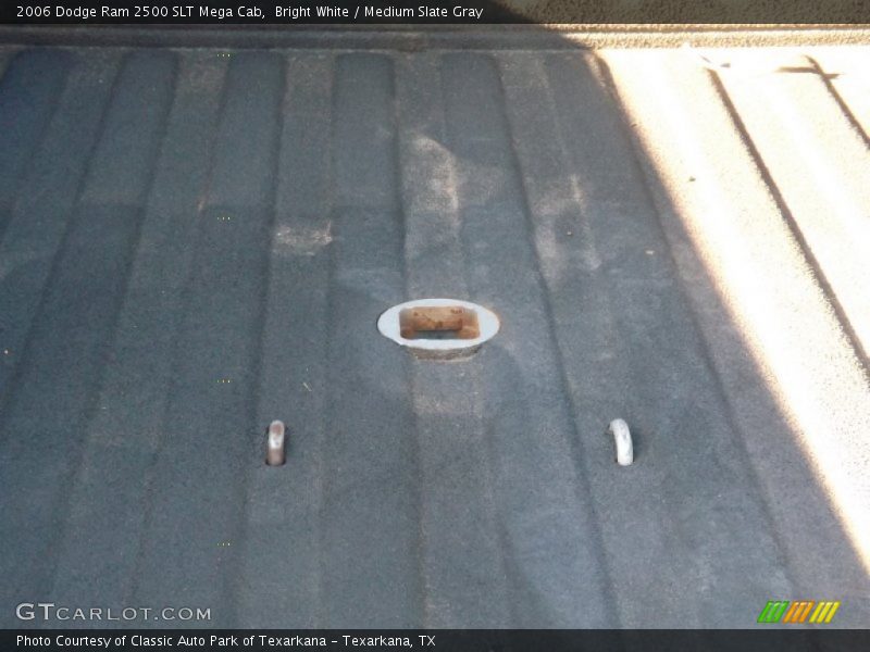 Bright White / Medium Slate Gray 2006 Dodge Ram 2500 SLT Mega Cab