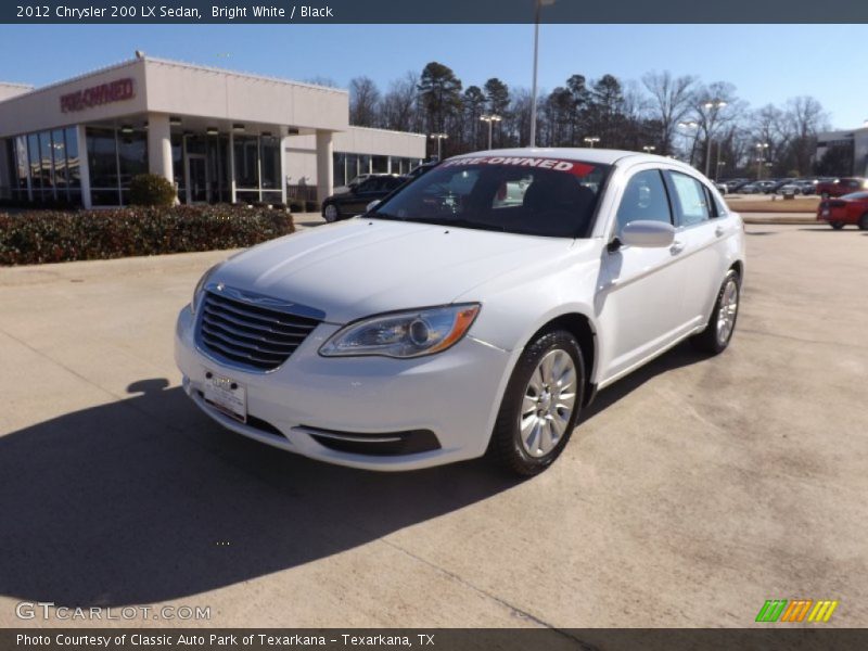 Bright White / Black 2012 Chrysler 200 LX Sedan