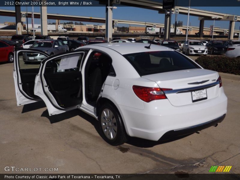 Bright White / Black 2012 Chrysler 200 LX Sedan
