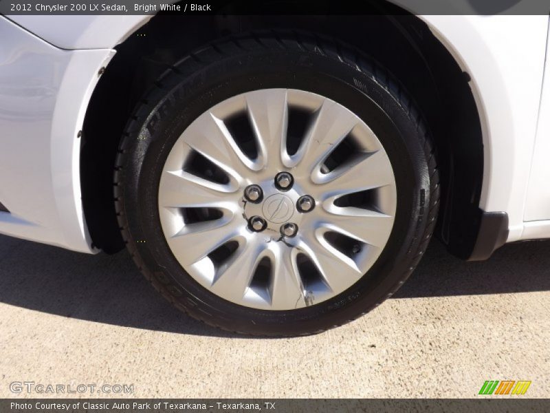 Bright White / Black 2012 Chrysler 200 LX Sedan