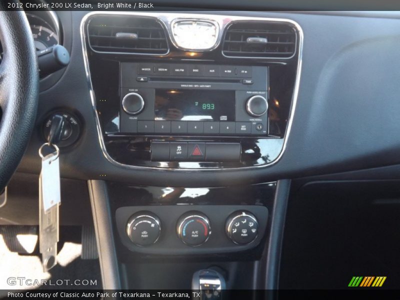Bright White / Black 2012 Chrysler 200 LX Sedan