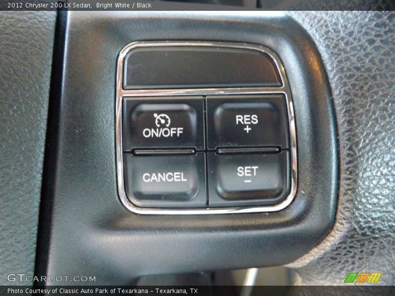 Bright White / Black 2012 Chrysler 200 LX Sedan