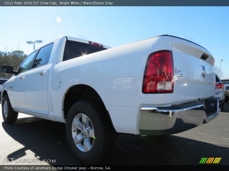 Bright White / Black/Diesel Gray 2013 Ram 1500 SLT Crew Cab