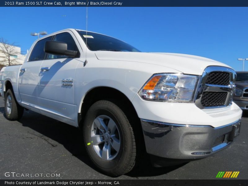 Bright White / Black/Diesel Gray 2013 Ram 1500 SLT Crew Cab
