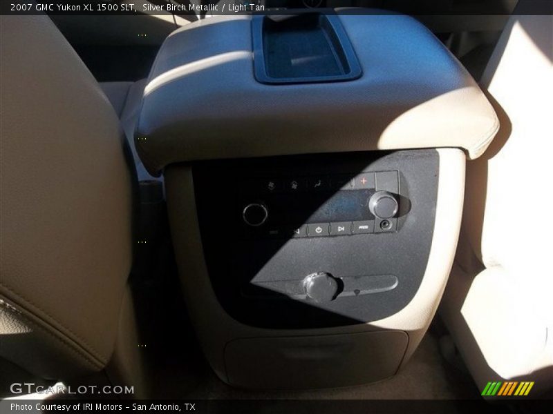 Silver Birch Metallic / Light Tan 2007 GMC Yukon XL 1500 SLT