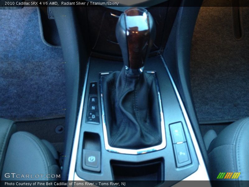 Radiant Silver / Titanium/Ebony 2010 Cadillac SRX 4 V6 AWD
