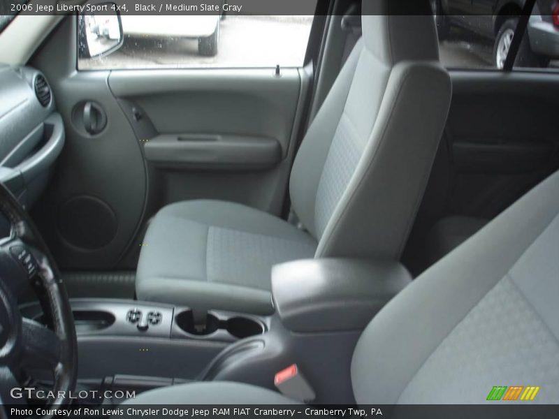 Black / Medium Slate Gray 2006 Jeep Liberty Sport 4x4