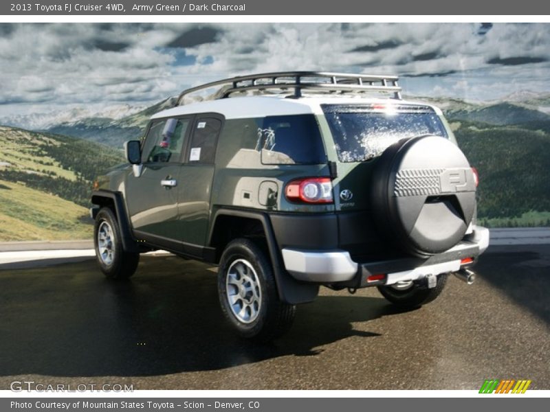 Army Green / Dark Charcoal 2013 Toyota FJ Cruiser 4WD