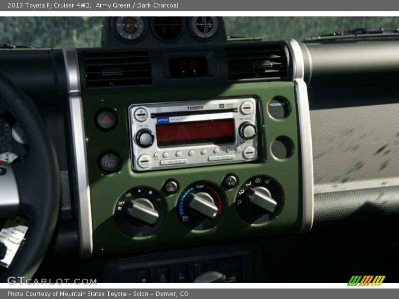 Army Green / Dark Charcoal 2013 Toyota FJ Cruiser 4WD