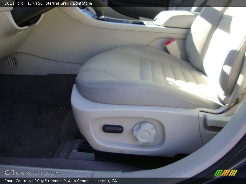 Sterling Grey / Light Stone 2011 Ford Taurus SE