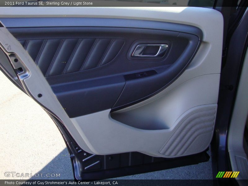 Sterling Grey / Light Stone 2011 Ford Taurus SE