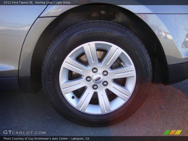 Sterling Grey / Light Stone 2011 Ford Taurus SE