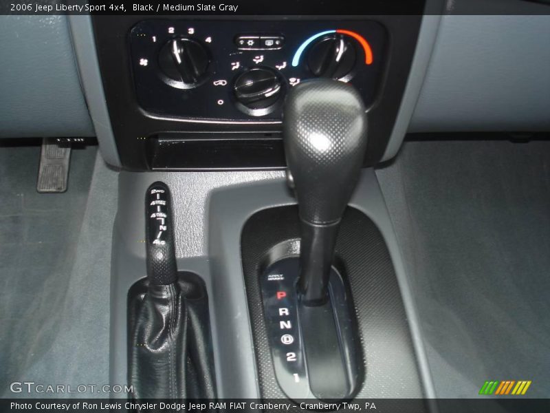 Black / Medium Slate Gray 2006 Jeep Liberty Sport 4x4