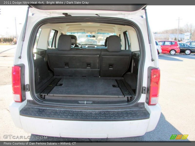 Bright White / Dark Slate Gray 2011 Dodge Nitro Heat 4x4