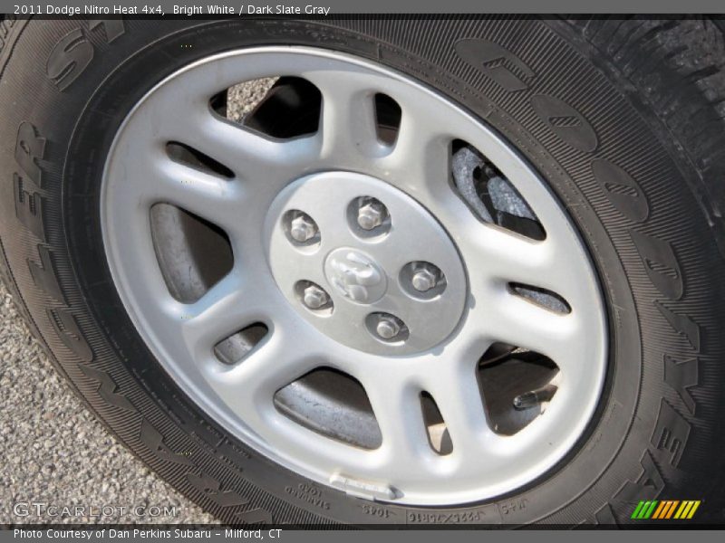 Bright White / Dark Slate Gray 2011 Dodge Nitro Heat 4x4