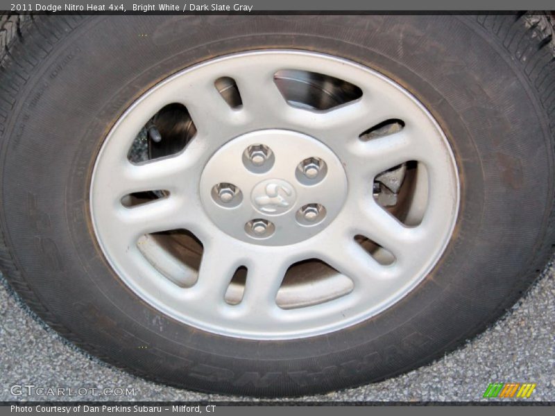 Bright White / Dark Slate Gray 2011 Dodge Nitro Heat 4x4