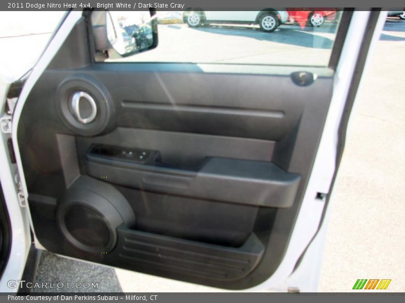 Bright White / Dark Slate Gray 2011 Dodge Nitro Heat 4x4