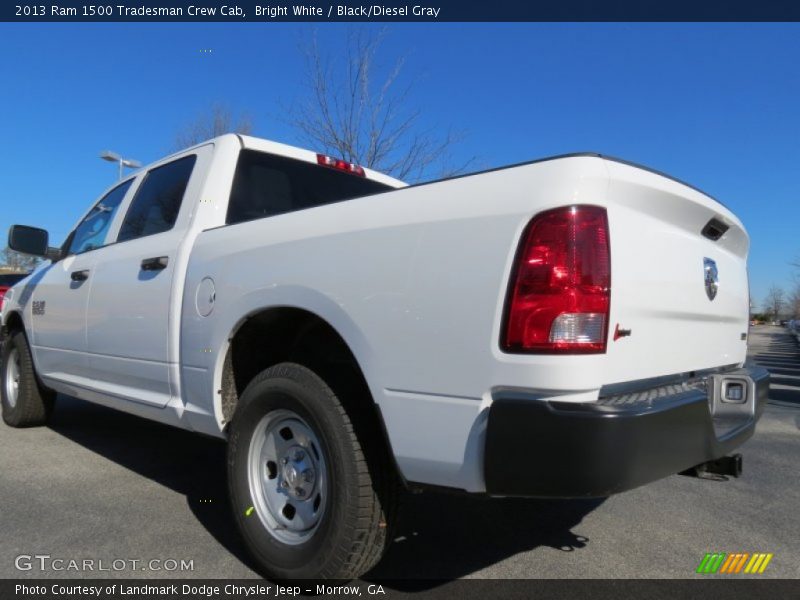 Bright White / Black/Diesel Gray 2013 Ram 1500 Tradesman Crew Cab