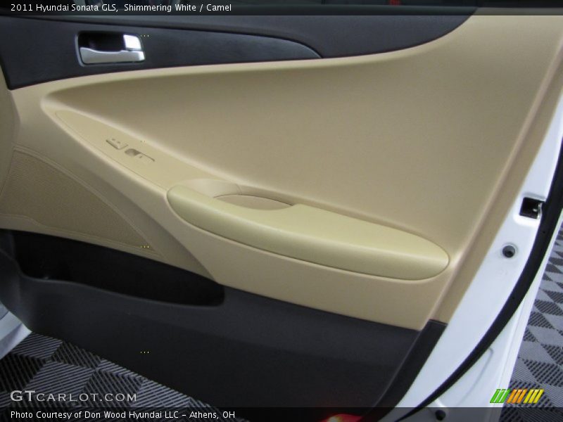 Shimmering White / Camel 2011 Hyundai Sonata GLS