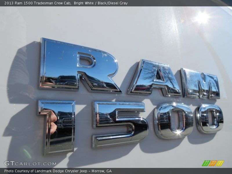 Bright White / Black/Diesel Gray 2013 Ram 1500 Tradesman Crew Cab