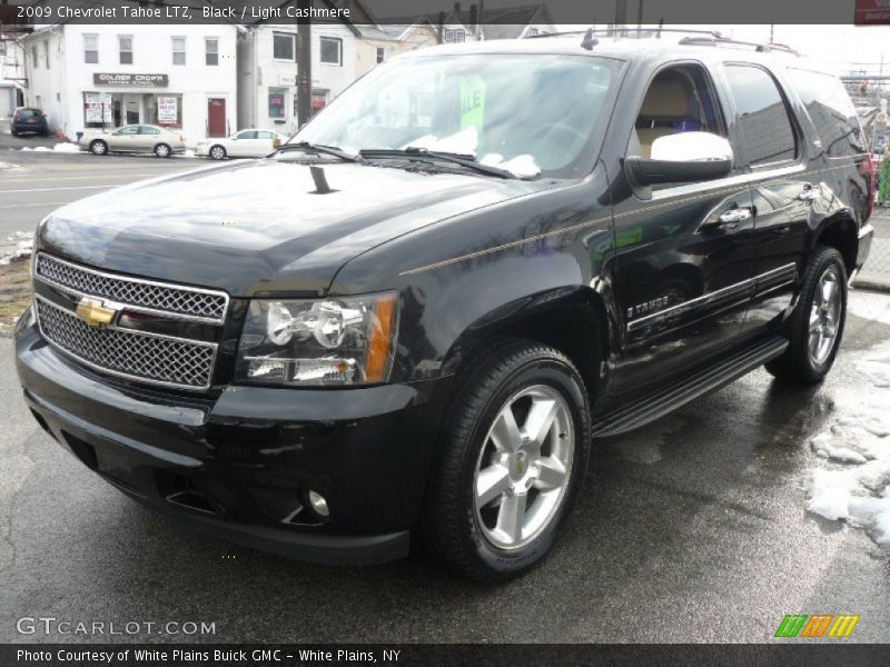 Front 3/4 View of 2009 Tahoe LTZ