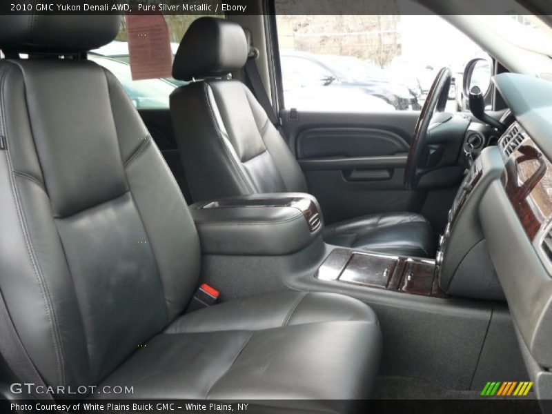 Pure Silver Metallic / Ebony 2010 GMC Yukon Denali AWD