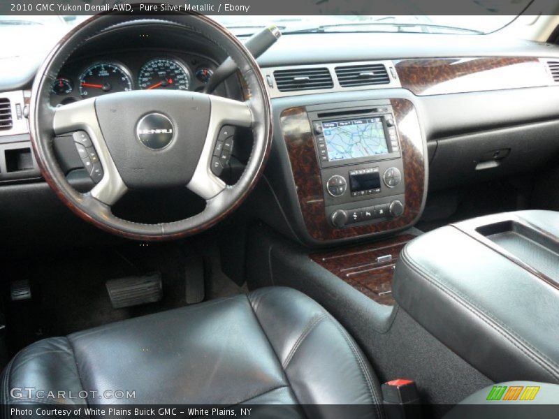  2010 Yukon Denali AWD Ebony Interior