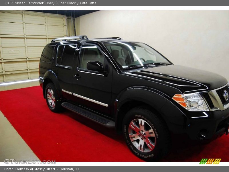 Super Black / Cafe Latte 2012 Nissan Pathfinder Silver