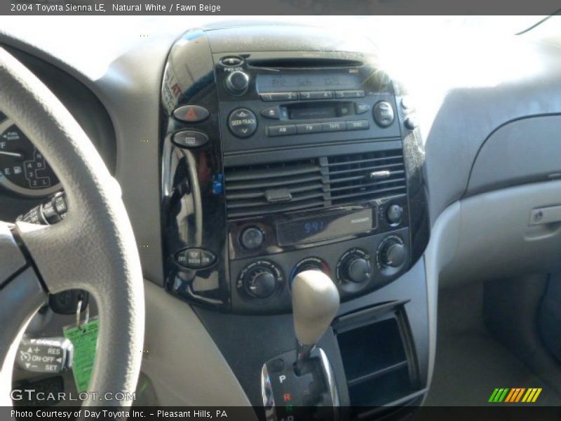 Natural White / Fawn Beige 2004 Toyota Sienna LE