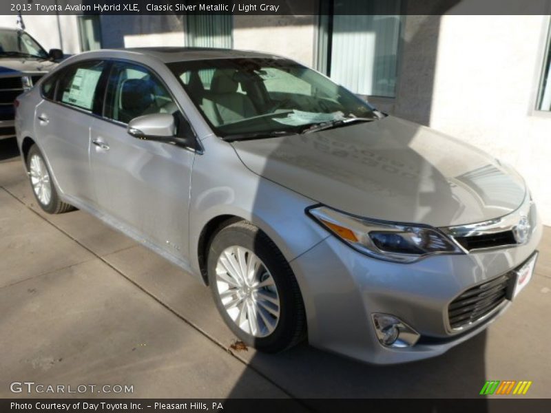 Classic Silver Metallic / Light Gray 2013 Toyota Avalon Hybrid XLE