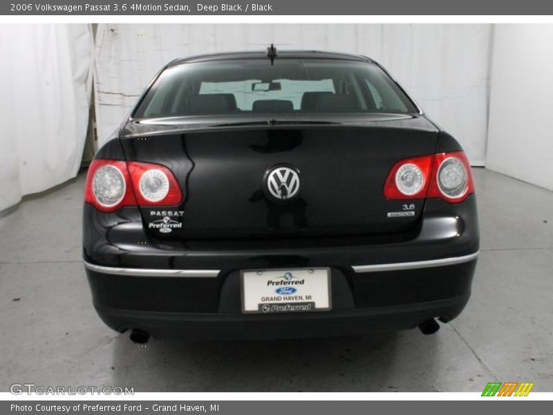 Deep Black / Black 2006 Volkswagen Passat 3.6 4Motion Sedan