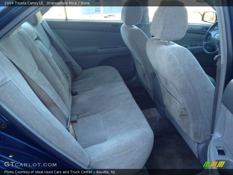 Stratosphere Mica / Stone 2004 Toyota Camry LE