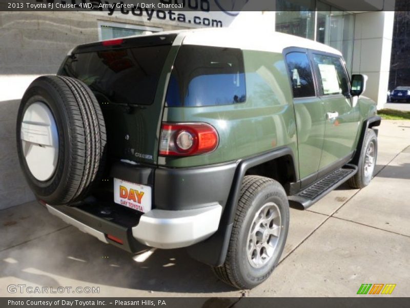 Army Green / Dark Charcoal 2013 Toyota FJ Cruiser 4WD