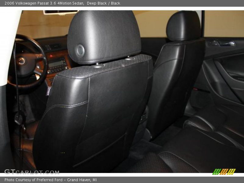 Deep Black / Black 2006 Volkswagen Passat 3.6 4Motion Sedan