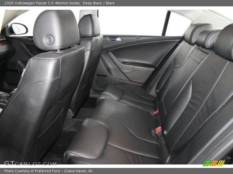 Deep Black / Black 2006 Volkswagen Passat 3.6 4Motion Sedan