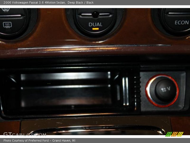 Deep Black / Black 2006 Volkswagen Passat 3.6 4Motion Sedan