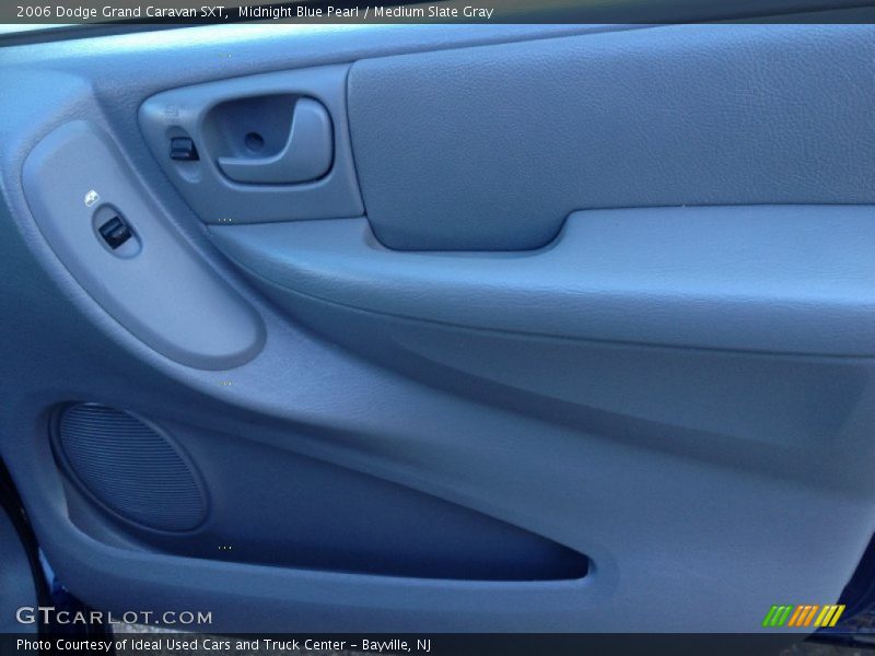 Midnight Blue Pearl / Medium Slate Gray 2006 Dodge Grand Caravan SXT