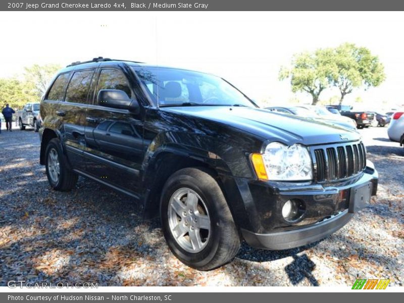 Black / Medium Slate Gray 2007 Jeep Grand Cherokee Laredo 4x4