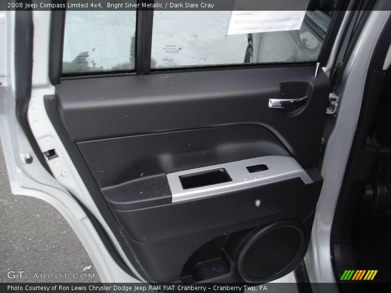 Bright Silver Metallic / Dark Slate Gray 2008 Jeep Compass Limited 4x4