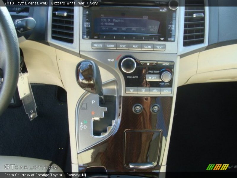 Blizzard White Pearl / Ivory 2010 Toyota Venza AWD