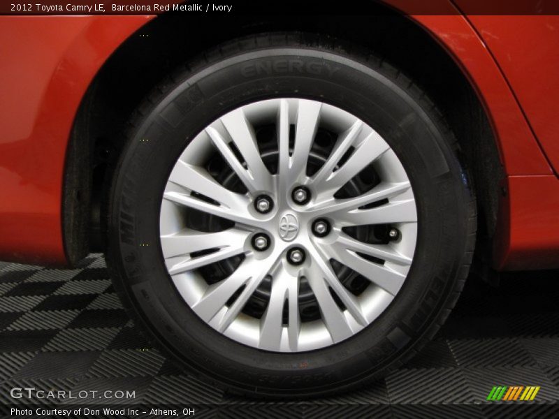 Barcelona Red Metallic / Ivory 2012 Toyota Camry LE