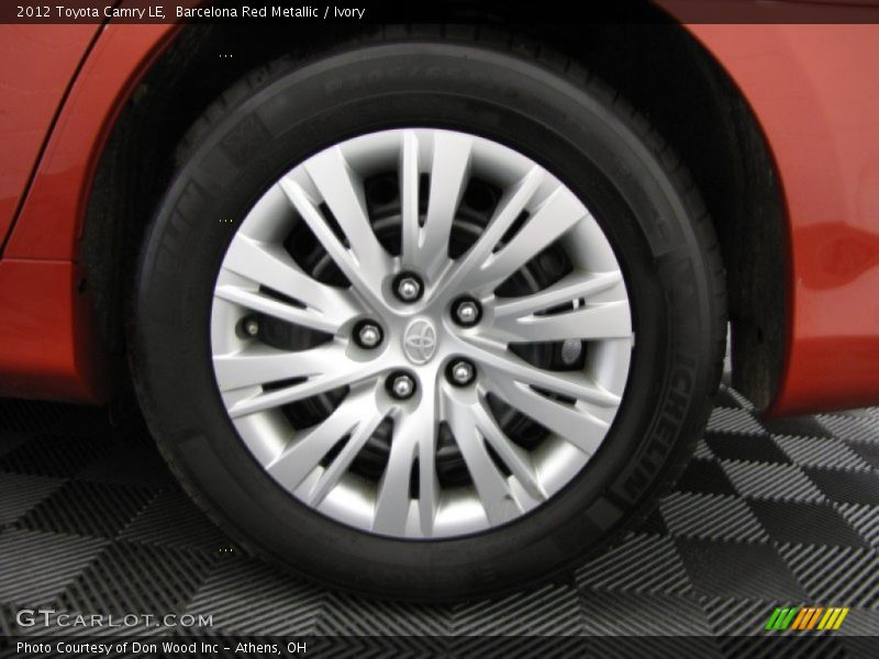 Barcelona Red Metallic / Ivory 2012 Toyota Camry LE