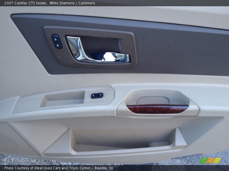White Diamond / Cashmere 2007 Cadillac CTS Sedan