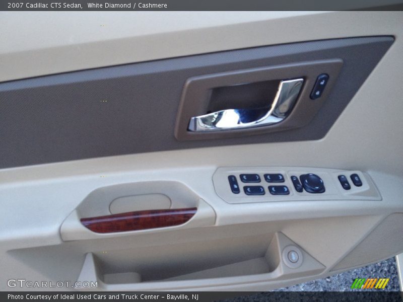 White Diamond / Cashmere 2007 Cadillac CTS Sedan