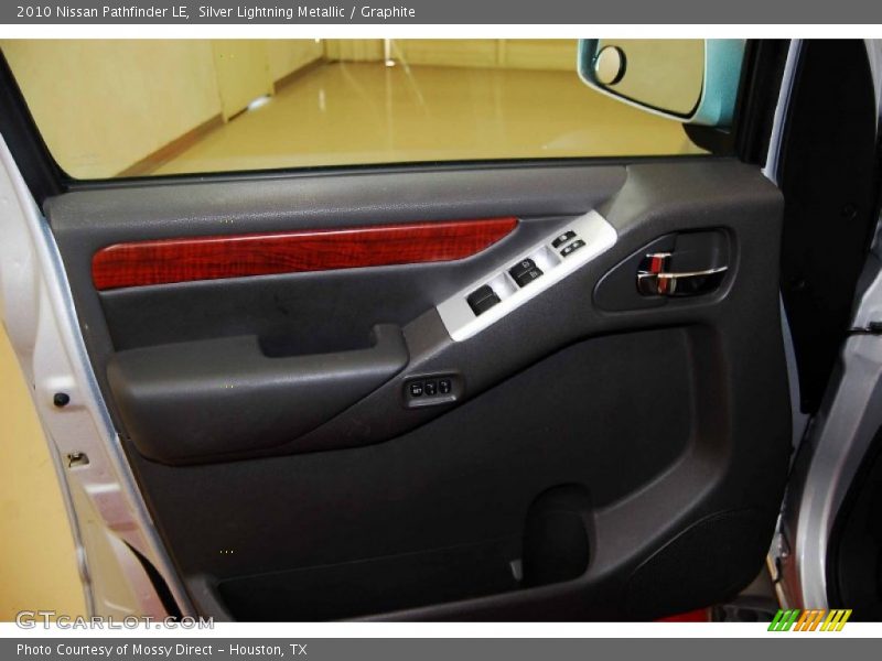 Silver Lightning Metallic / Graphite 2010 Nissan Pathfinder LE